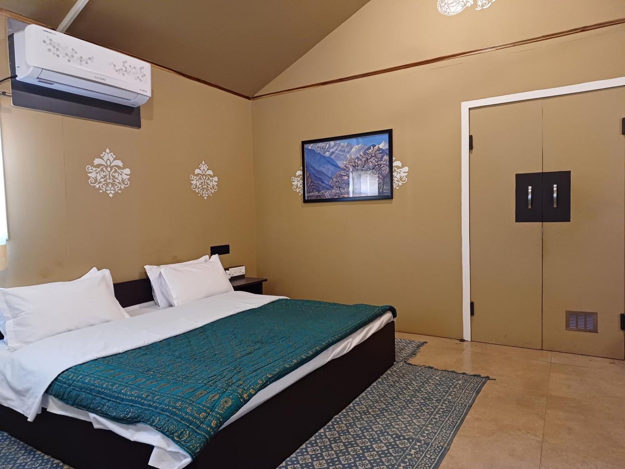 Shivir Aranya - Wilderness Resort Alwar Ngoại thất bức ảnh